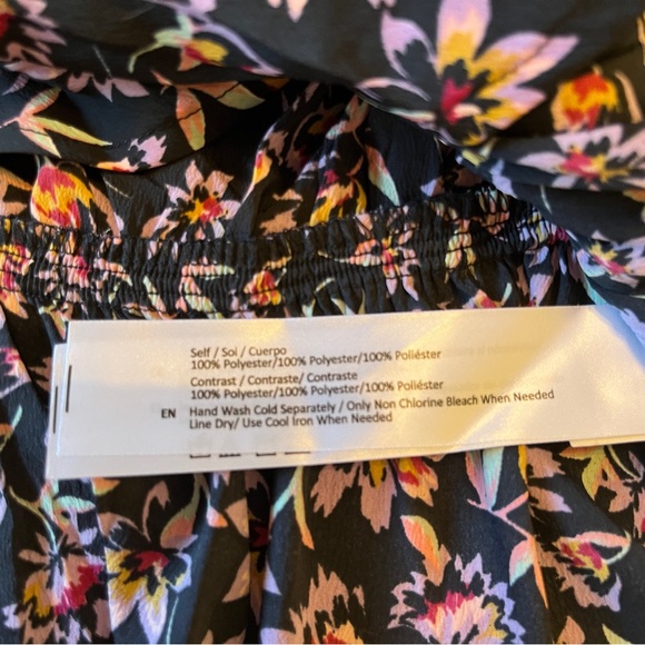 Band of Gypsies Nashville Surplice Top Black Floral Flutter Sleeve Size S Small - Picture 7 of 7